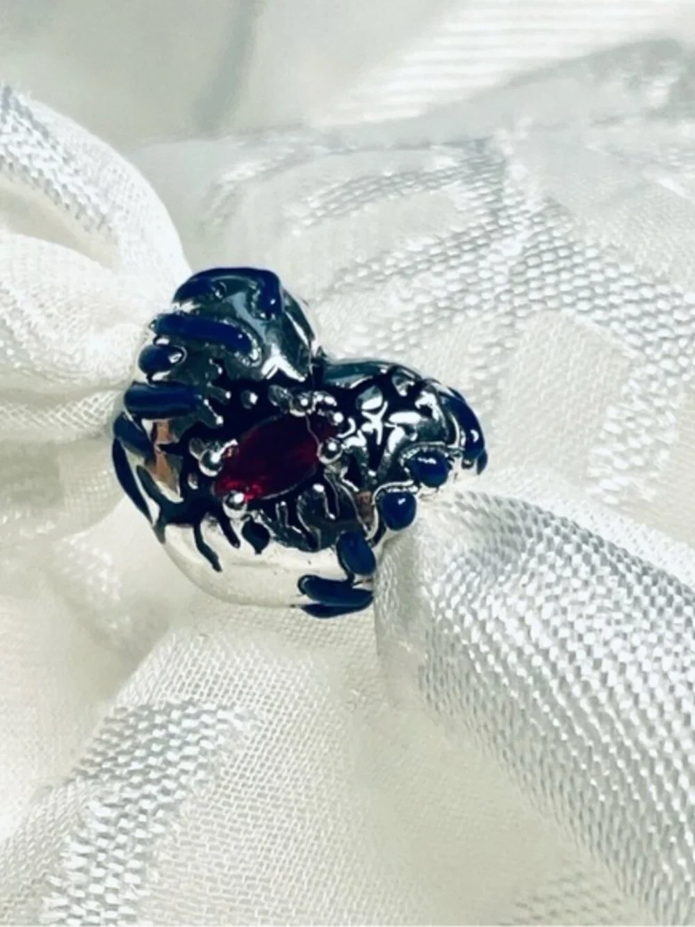 💖✨ NEW Stranger Things Glow Heart Charm – Upside Down 🌑 S925